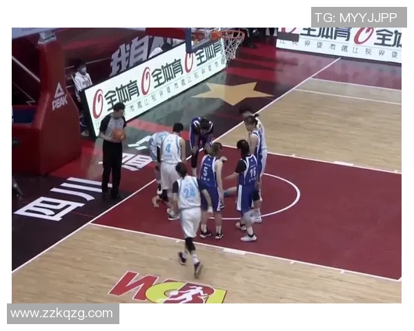 美国女篮与加拿大女篮激战正酣谁将赢得这场篮球盛宴