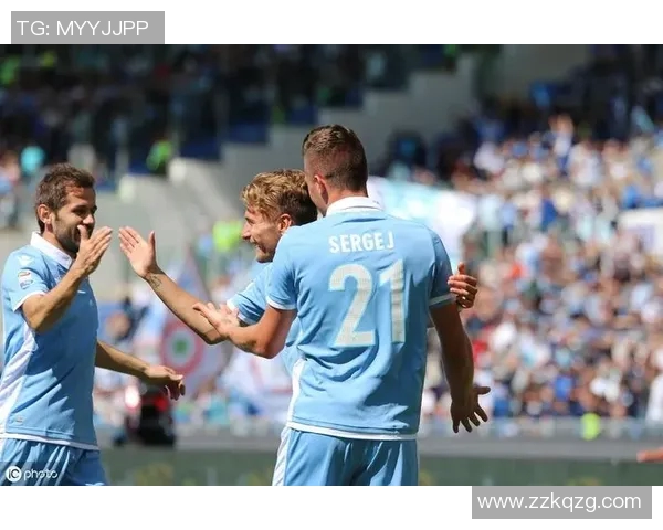 希拉尔与伊蒂哈德吉达的巅峰对决展现足球魅力与激情的较量