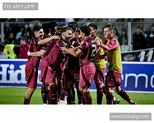 拉普拉塔大对河床的巅峰对决揭示阿根廷足球的激情与荣耀 拉普拉塔大对河床的巅峰对决揭示阿根廷足球的激情与荣耀