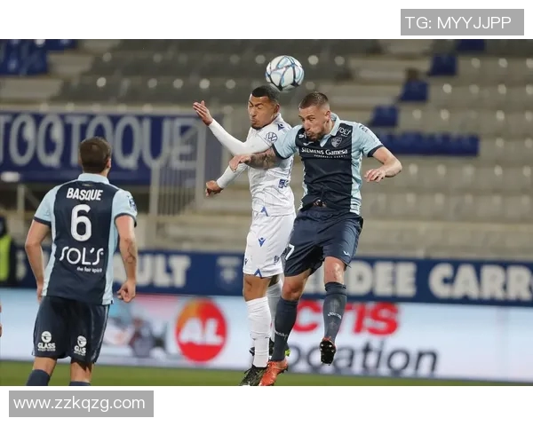 巴黎与瓦朗谢纳的精彩对决揭示了法甲联赛的激烈竞争与球队实力的较量